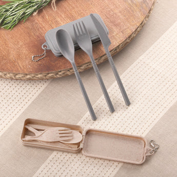 Lawrence Wheat Fibre Utensil Set grouped